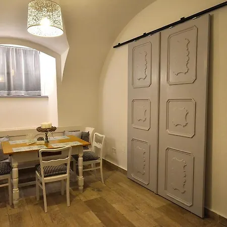 Apartment Eletteli - Lively Apartman *
