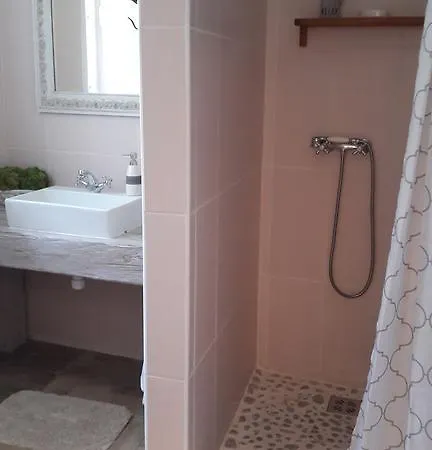 Eletteli - Lively Apartman Eger
