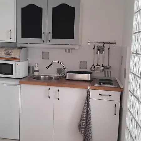 Eletteli - Lively Apartman *